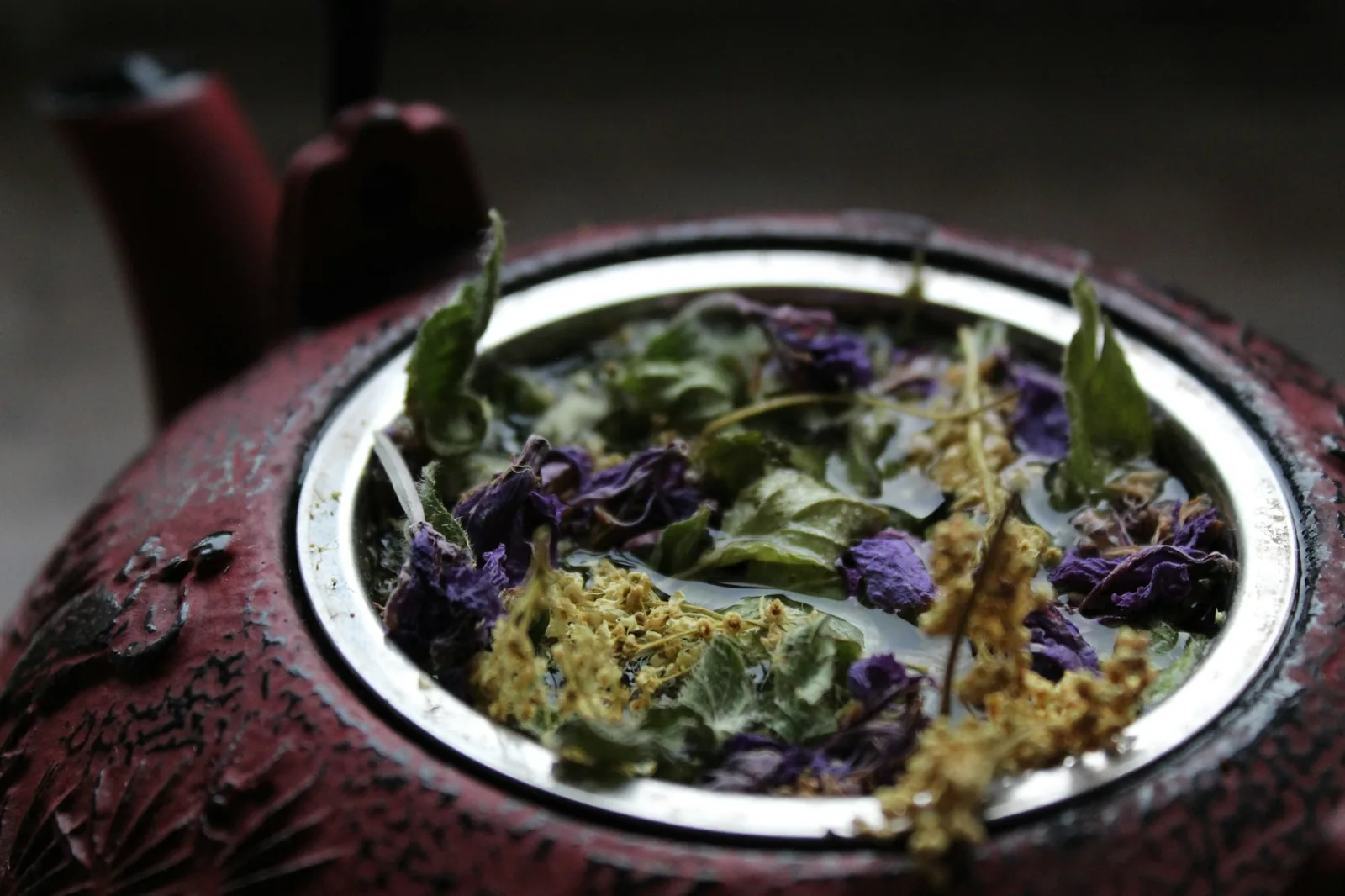 Hibiscus steeping in hot water