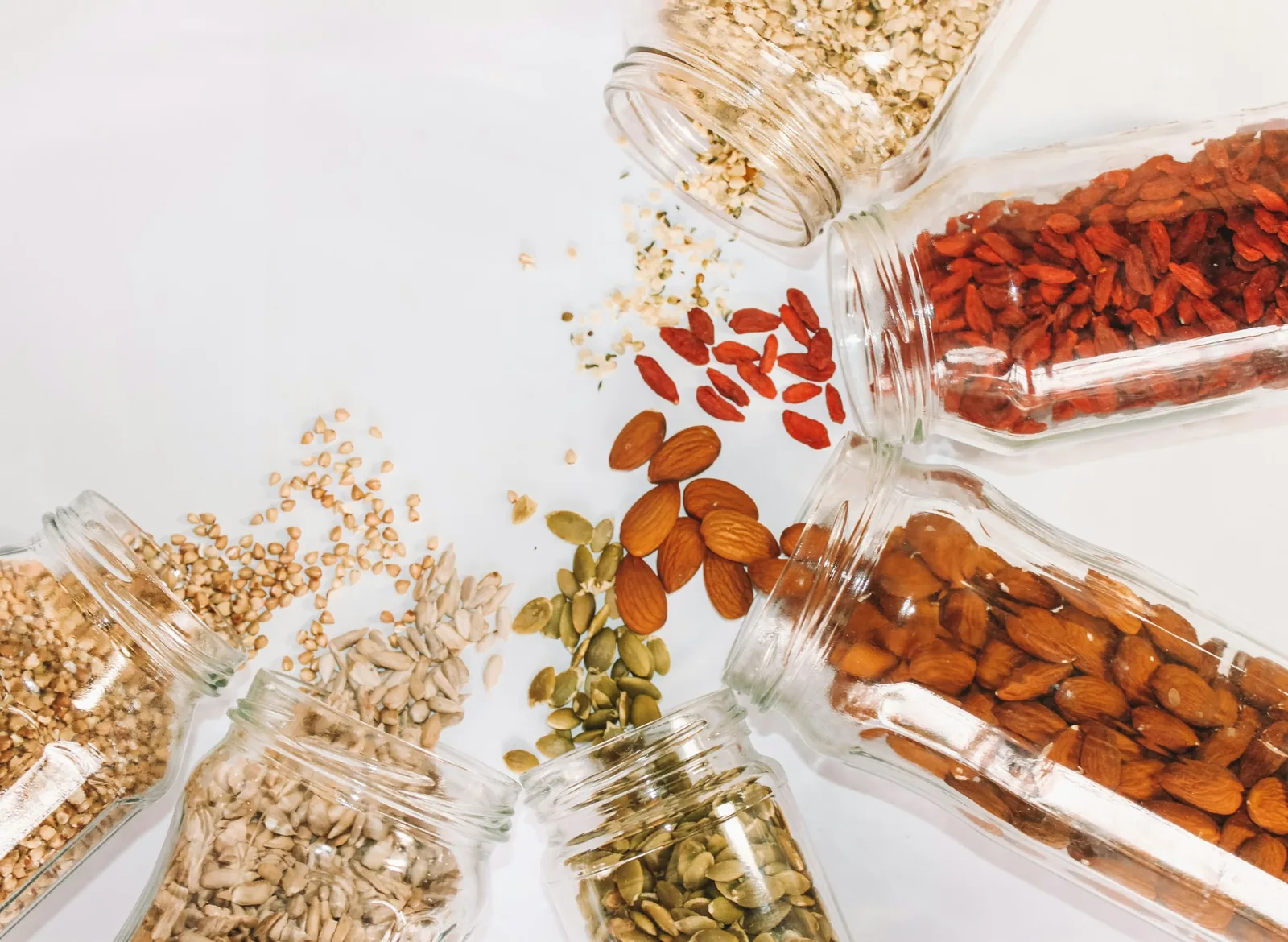Sesame seeds, almonds and nuts used as thickeners
