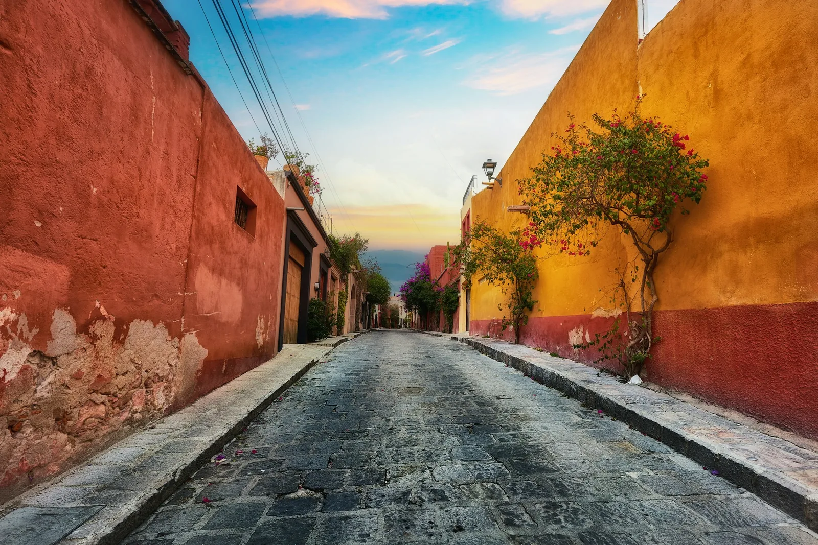 A quiet border-town street in the evening