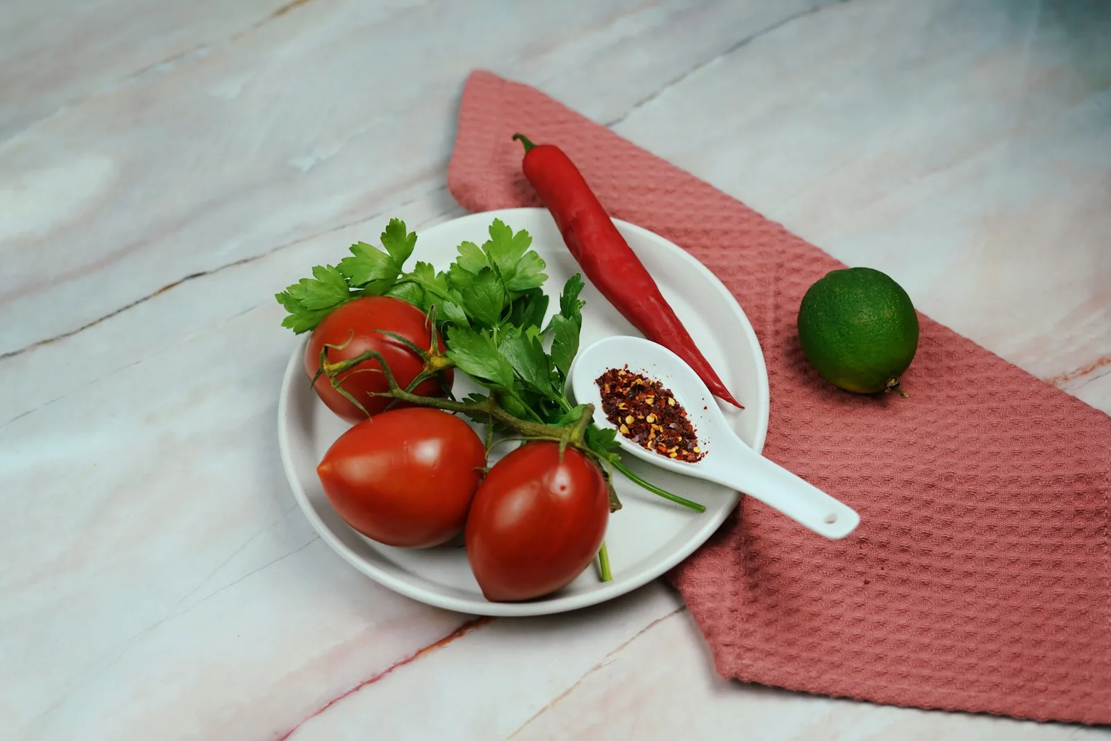 Tomato, lime and cilantro, the base of the Mexican version